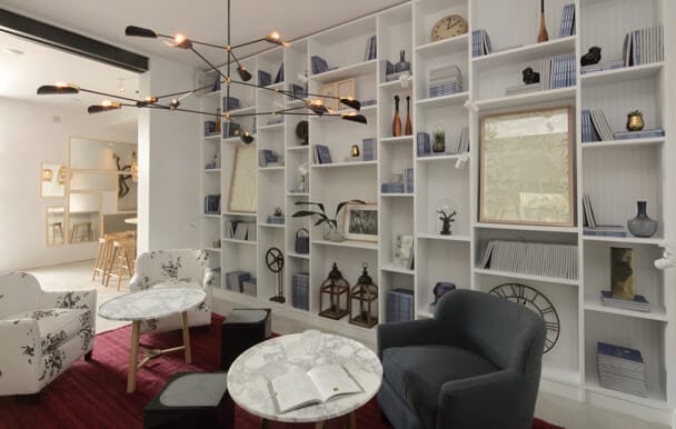 MEDALLA DE PLATA A LA ARQUITECTURA Y DISEÑO DE INTERIOR MERCEDES MALBRAN DE CAMPOS