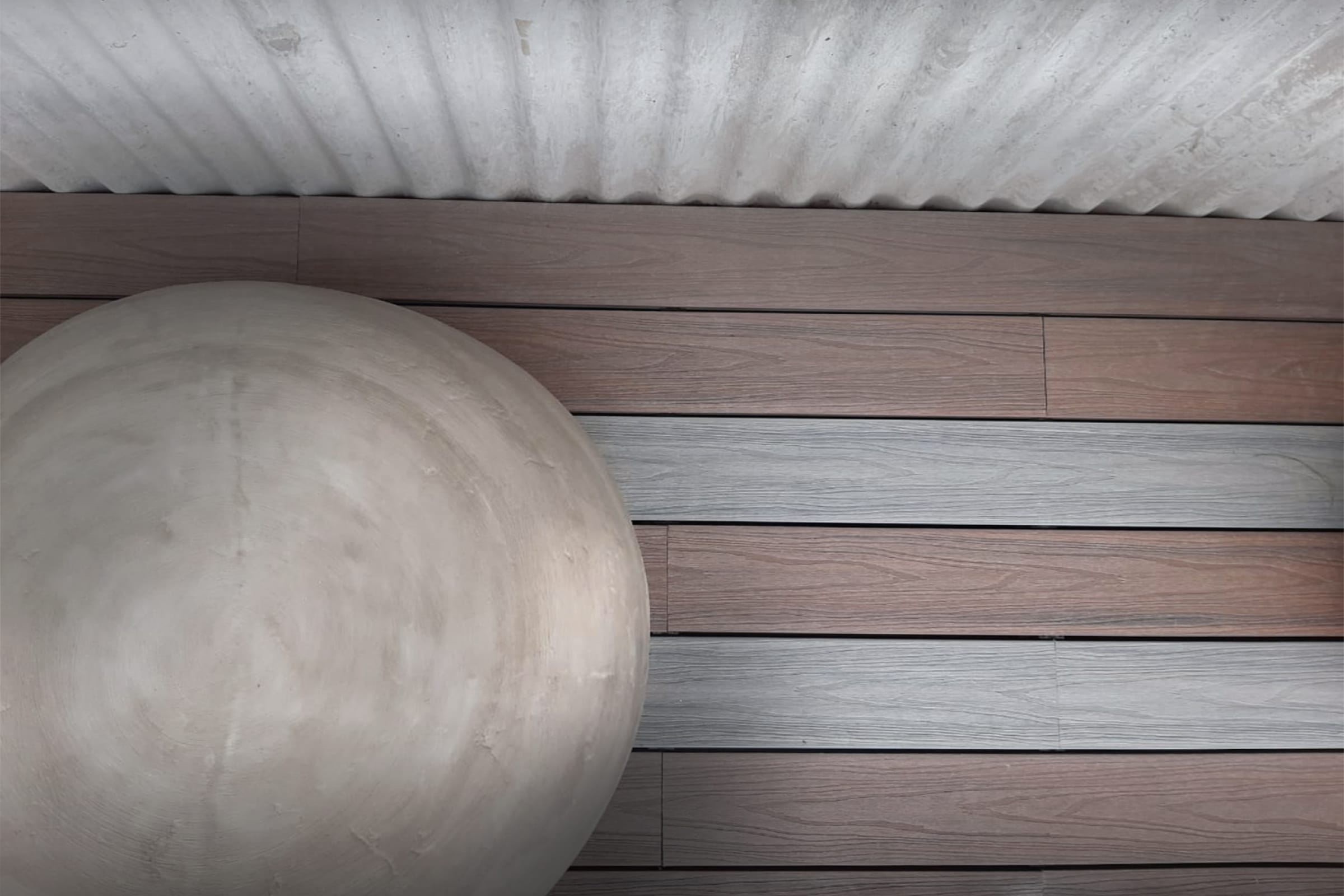 Deck con tablas de dos tonos (Patagonia Flooring Deck Fusion).