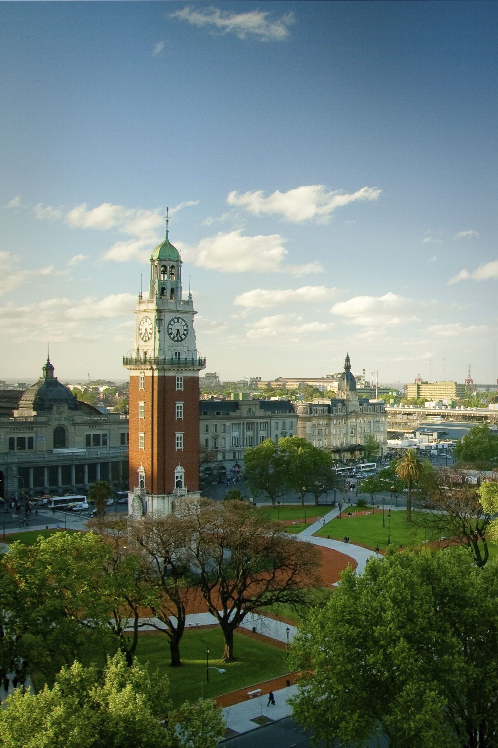 Torre Monumental, Plaza Fuerza Aérea Argentina